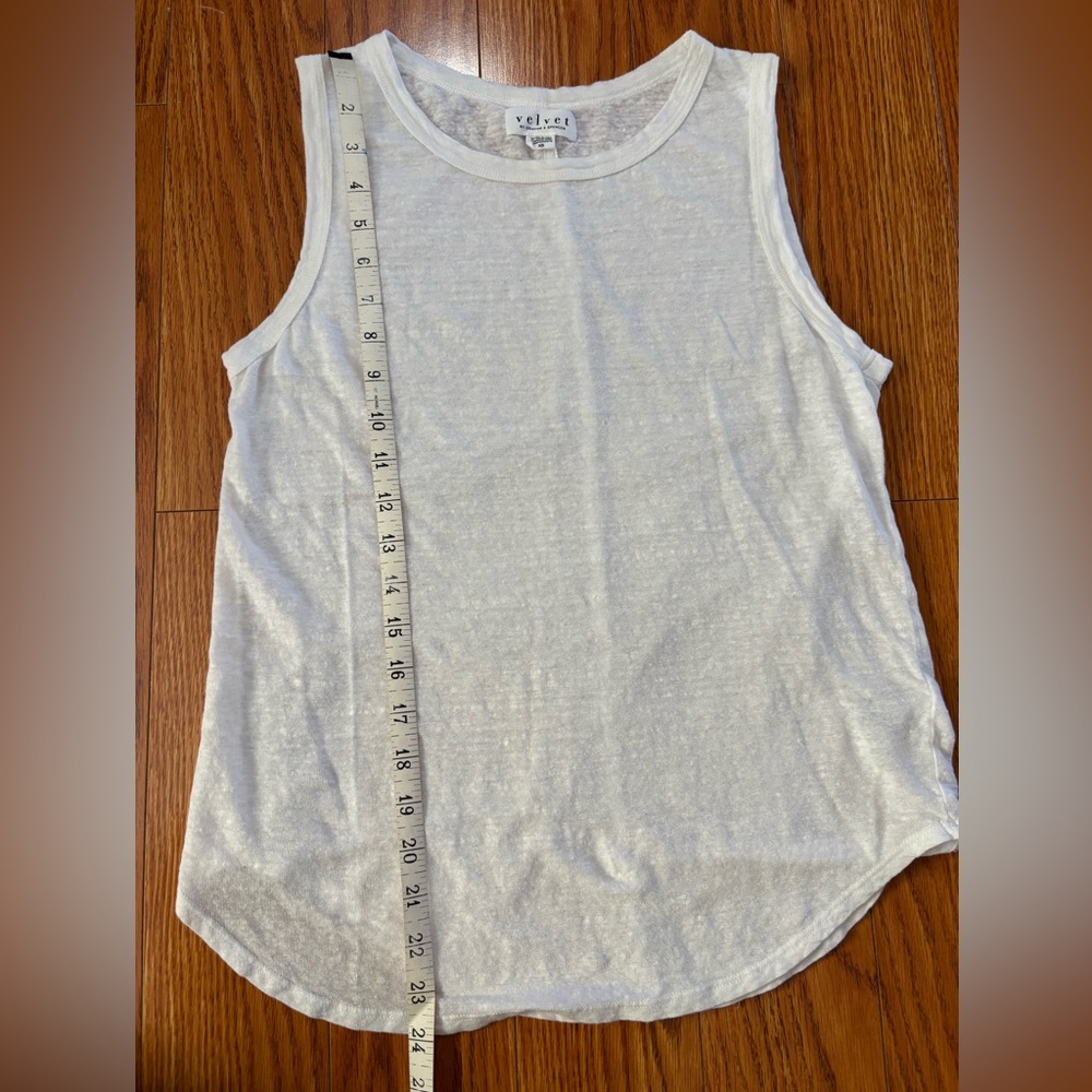 LINEN SLEEVELESS LIGHT & AIRY TANK TOP * Brand is VELVET by Graham & Spencer * - Picture 4 of 8
